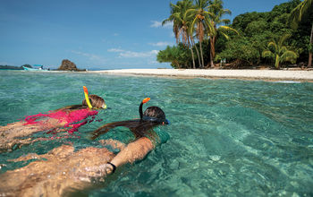 Avanti's private snorkeling expedition in Panama. 