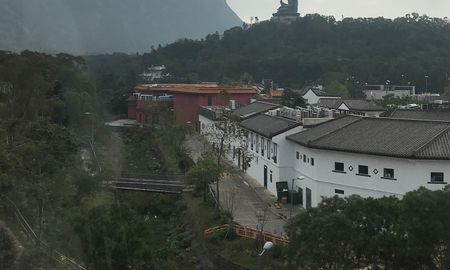 Hong Kong&#39;s Lantau Island and its famous buddha