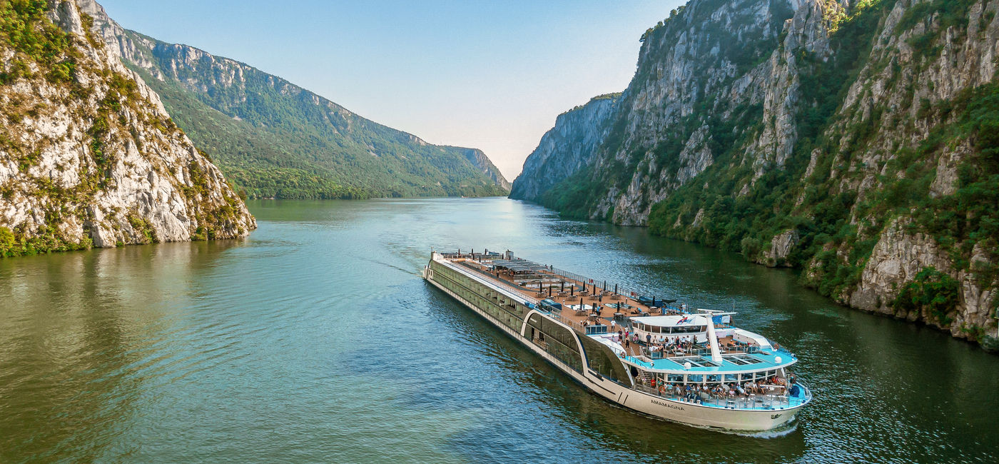 Image: AmaMagna sails the Danube (Photo Credit: AmaWaterways)