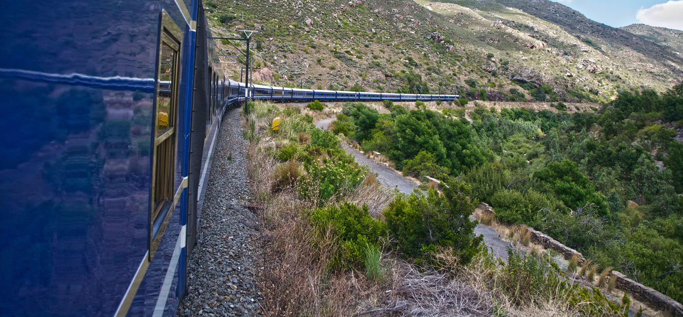 Image: Blue Train. (Photo Credit: Railbookers)