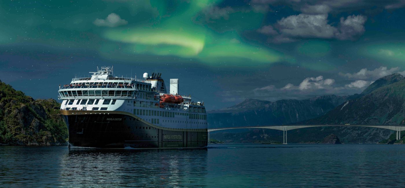 Image: The northern lights above Havila Castor (Photo Credit: Havila Voyages)