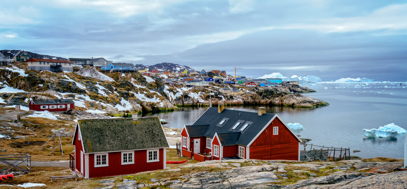 Image: Traditional house in Greenland (Explora_2005 / iStock / Getty Images Plus)