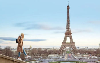 Contiki, Paris, millennial travel, young woman, young traveler, traveler