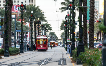 Streetcar at Christmastime